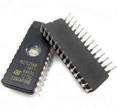 Nieuw geprogrammeerde M27C256B EPROM